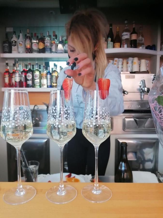 Hotel Rita Gambettola Eksteriør billede