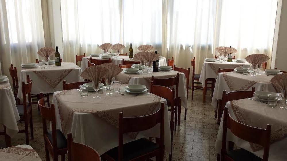 Hotel Rita Gambettola Eksteriør billede