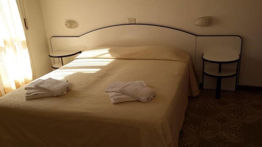 Hotel Rita Gambettola Eksteriør billede